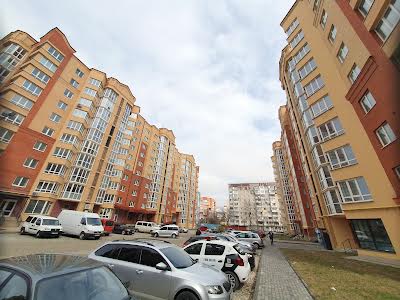 квартира по адресу Генерала Тарнавского ул., 38