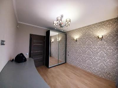 квартира за адресою Михайла Бойчука вул., 63