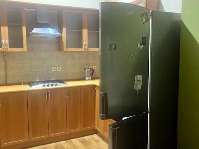 квартира за адресою Європейська вул. (Карла Маркса), 75