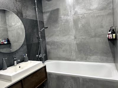 квартира по адресу Боголюбова ул., 18