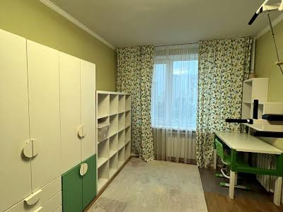 квартира за адресою Солом'янська вул., 23