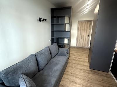 квартира за адресою Набережна вул., 8д