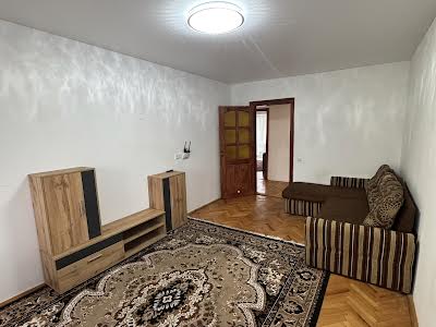 квартира за адресою Товарна вул., 2