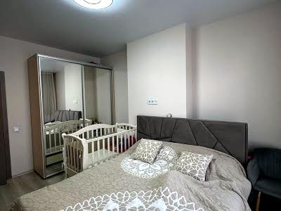 квартира за адресою Педагогічна вул., 20б