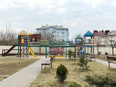 квартира за адресою Шкільна вул., 79