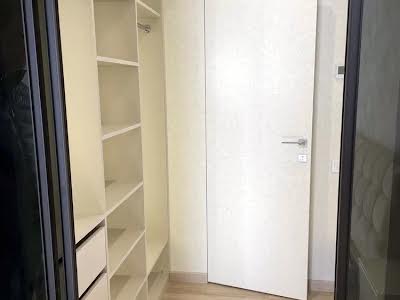квартира за адресою Михайла Максимовича вул. (Онуфрія Трутенка), 32-а