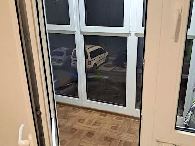 квартира за адресою Ревуцького вул., 54б