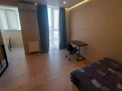 квартира за адресою Сім'ї Кульженків вул. (Петра Дегтяренка), 37