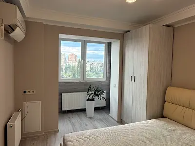 квартира за адресою Амвросія Бучми бульв., 4