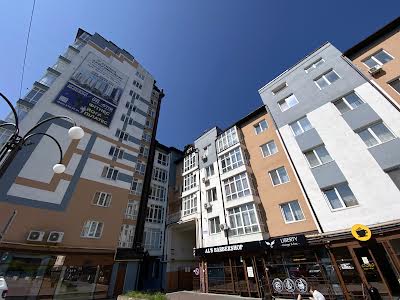 квартира за адресою Андрія Мельника вул., 10 к8
