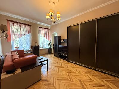 квартира за адресою Шота Руставелі вул., 40