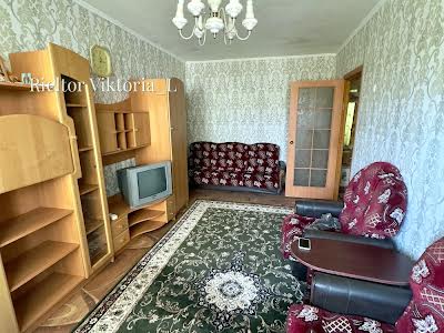 квартира за адресою Космонавтів вул., 3