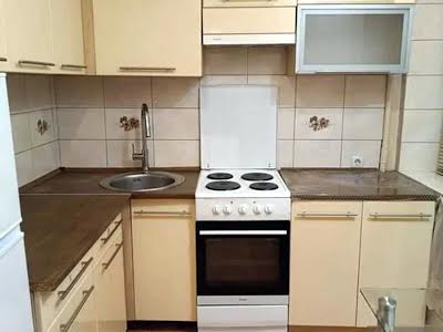 квартира за адресою Олени Пчілки вул., 2