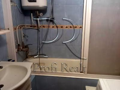 квартира по адресу Ревуцкого ул., 18
