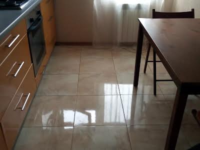квартира за адресою Хорива вул., 38