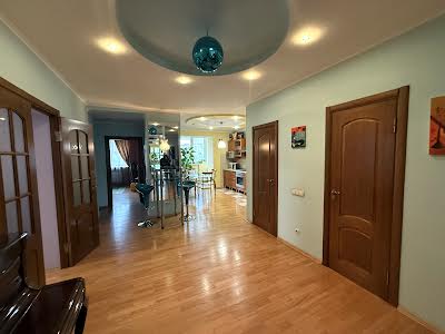 квартира за адресою Рональда Рейгана вул., 34/51