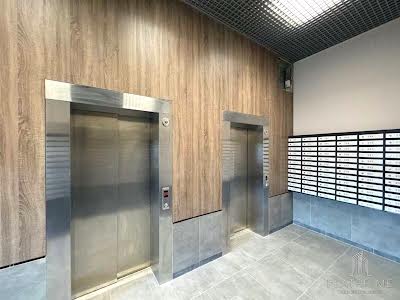 квартира по адресу Озёрная ул., 27а