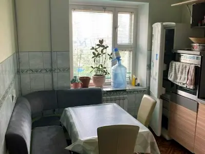 квартира за адресою Драгоманова вул., 31