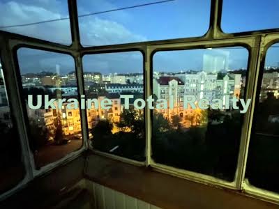 квартира за адресою Турівська вул., 4