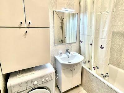 квартира за адресою Бориспільська вул., 25а