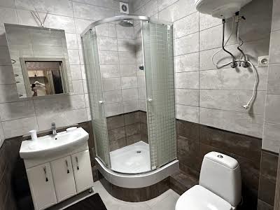 квартира за адресою Каховська вул., 60