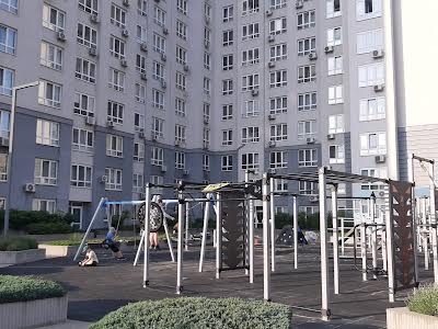 квартира по адресу Драгоманова ул., 10