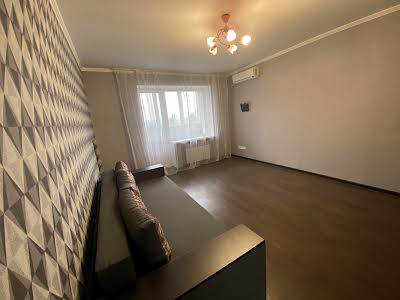 квартира по адресу Калиновая ул., 47