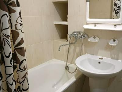 квартира за адресою Героїв Дніпра вул., 38-В