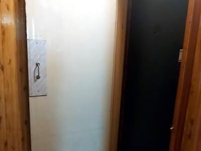 квартира за адресою 12-та Поздовжня вул., 3