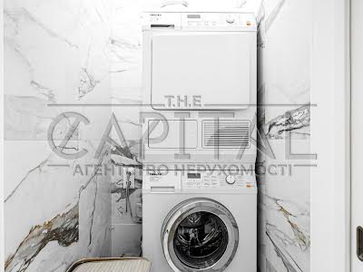 квартира за адресою Шота Руставелі вул., 38