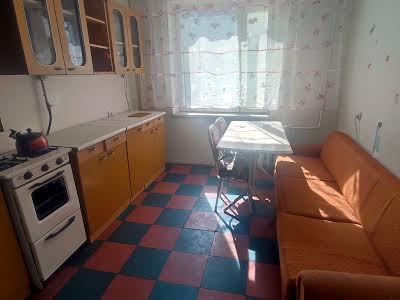 квартира за адресою Набережна Перемоги вул., 100
