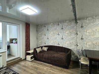 квартира за адресою Краснопільська вул., 11