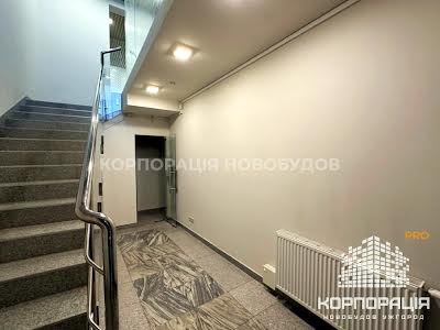 комерційна за адресою Жупанатська, 1