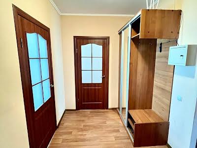 квартира по адресу Софии Русовой ул., 7