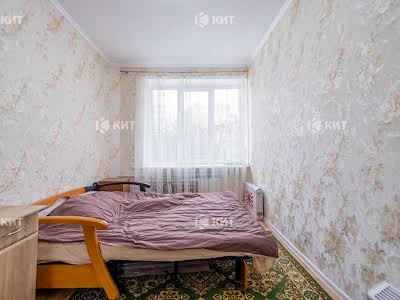 квартира по адресу Защитников Украины пл., 1