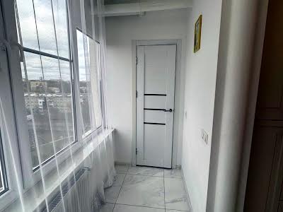 квартира за адресою сніжна, 52а