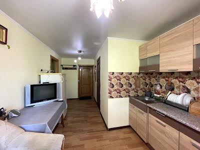 квартира за адресою Заклинських, 8