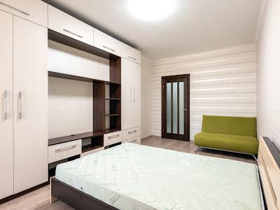 квартира за адресою Регенераторна вул., 4 к2-3