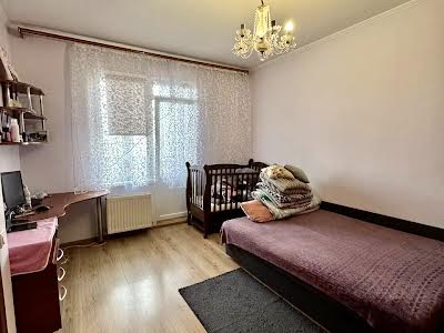 квартира по адресу Радужный массив ул., 16