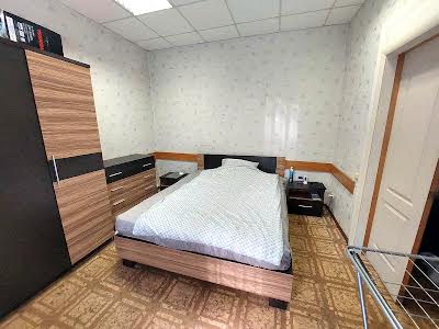 квартира за адресою Володимира Мономаха вул. (Московська), 10