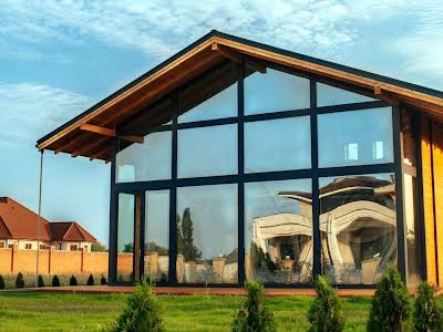 будинок за адресою с. Вишеньки, Центральна, 1