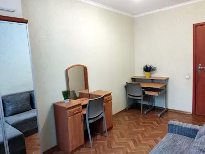 квартира за адресою Космонавтів вул., 18