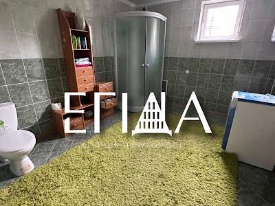 будинок за адресою Каштанова вул., 8