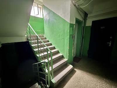 квартира за адресою Полярна вул., 13