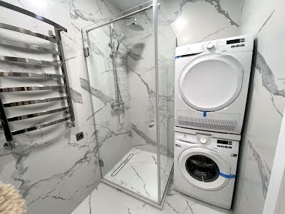 квартира по адресу Угорская ул., 12