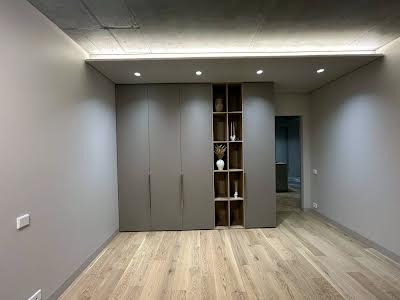 квартира за адресою Молодіжна вул., 3