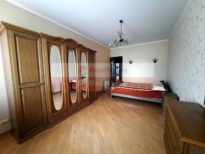квартира за адресою Євгена Коновальця вул. (Щорса), 36б