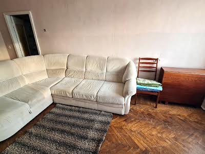 квартира за адресою Середньофонтанська вул., 16