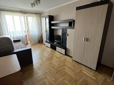квартира за адресою Оболонський просп., 14-Б