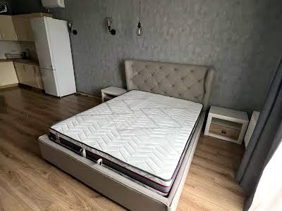 квартира за адресою Михайла Максимовича вул. (Онуфрія Трутенка), 26-Б